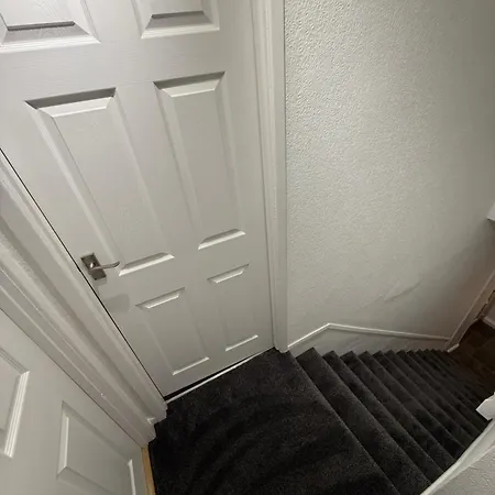 Apartment Peaceful In