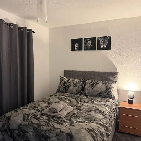 Pet Friendly Apartment In Penrith *